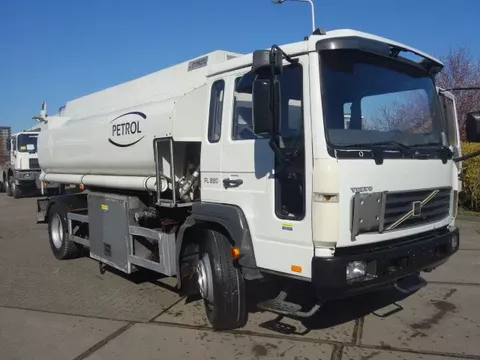 Volvo 220PK 12000 LITER STEELSPRINGS Volvo 220PK 12000 LITER STEELSPRINGS