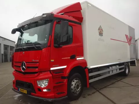 Mercedes-Benz Antos 2027 Mercedes-Benz Antos 2027